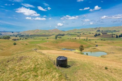 Photo of property in 359 Mangatarata Road, Waipukurau, 4285