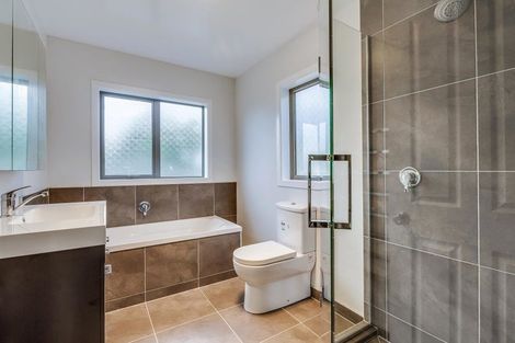 Photo of property in 61c Margan Avenue, New Lynn, Auckland, 0600