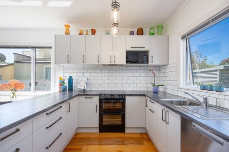 Photo of property in 17 Tasman Street, The Wood, Nelson, 7010
