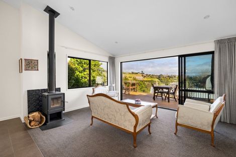 Photo of property in 96ra Waikite Road, Welcome Bay, Tauranga, 3175