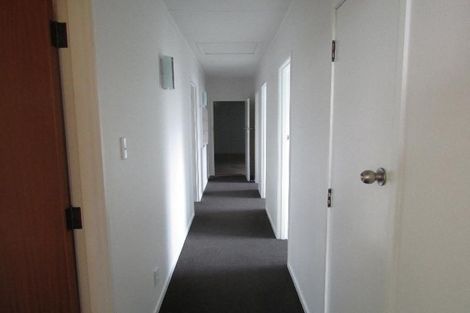 Photo of property in 4 Kereru Street, Two Mile Bay, Taupo, 3330