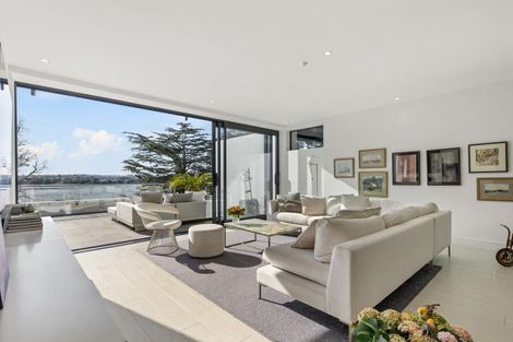 Photo of property in 13/258 Hurstmere Road, Takapuna, Auckland, 0622