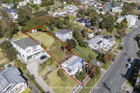 Photo of property in 17 Awaroa Road, Helensville, 0800