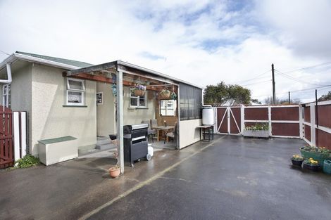 Photo of property in 18 Ngareta Street, Marton, 4710