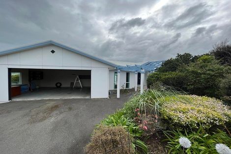 Photo of property in 39 Lanyon Place, Whitby, Porirua, 5024