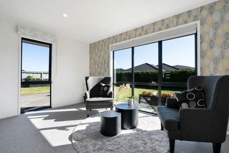 Photo of property in 17 Longstaff Drive, Bell Block, New Plymouth, 4312
