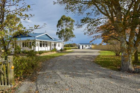 Photo of property in 15 Brown Avenue, Carterton, 5713