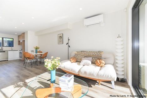 Photo of property in 10/11 Scanlen Terrace, Kelston, Auckland, 0602