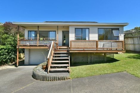 Photo of property in 23b Holiday Road, Stanmore Bay, Whangaparaoa, 0932