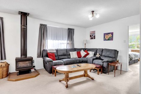 Photo of property in 84 Broadway, Stratford, 4332