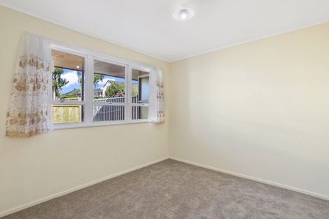 Photo of property in 8 Westward Ho, Glen Eden, Auckland, 0602