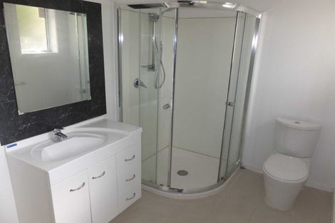 Photo of property in 330 Yaldhurst Road, Russley, Christchurch, 8042