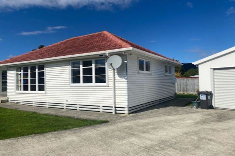 Photo of property in 16a Routley Crescent, Elderslea, Upper Hutt, 5018