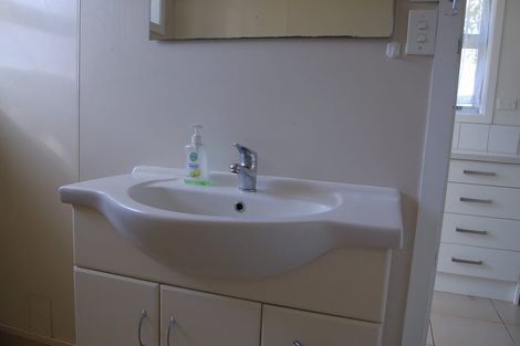 Photo of property in 41g Hamilton Road, Cambridge, 3434