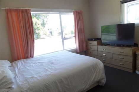 Photo of property in 21 Symes Road, Wigram, Christchurch, 8042