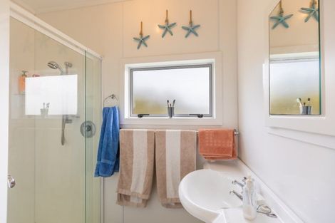 Photo of property in 12 Beach Road, Porangahau, 4293