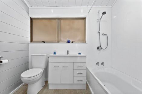 Photo of property in 49 Rata Avenue, Edgecumbe, 3120