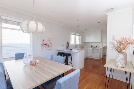 Photo of property in 15 Collier Avenue, Karori, Wellington, 6012