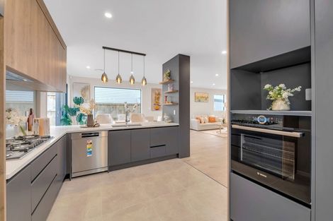 Photo of property in 23 Bremner Ridge Street, Flat Bush, 2019