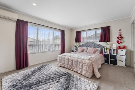 Photo of property in 14 Rugby Street, Levin, 5510