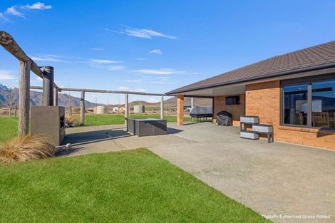 Photo of property in 10 Hardacre Place, Omarama, 9412