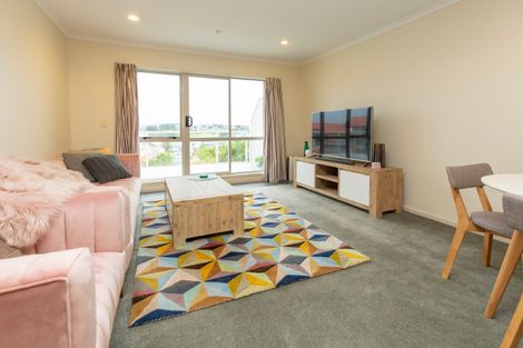Photo of property in 340 Gulf Harbour Drive, Gulf Harbour, Whangaparaoa, 0930