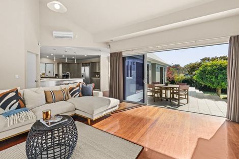 Photo of property in 50 Rochfort Road, Havelock North, 4130