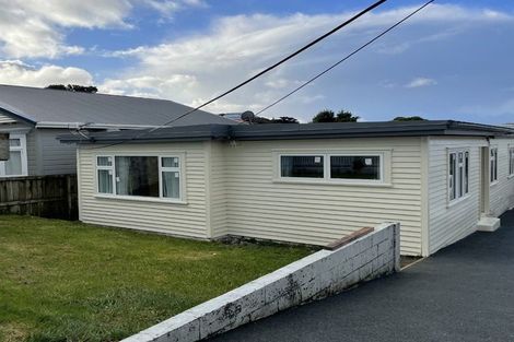 Photo of property in 239 Coutts Street, Rongotai, Wellington, 6022