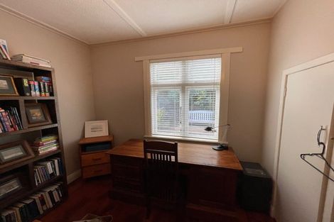 Photo of property in 74 Mitchell Street, Brooklyn, Wellington, 6021