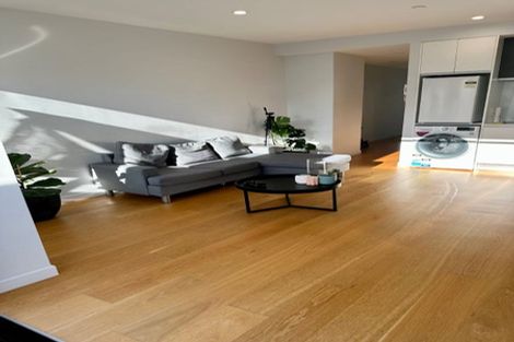 Photo of property in Frank Sargeson Apts, 1/74g Anzac Street, Takapuna, Auckland, 0622