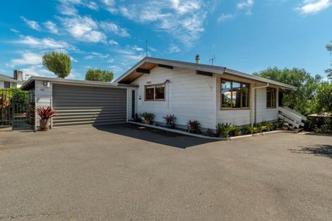 Photo of property in 25 Linklater Avenue, Bellevue, Tauranga, 3110