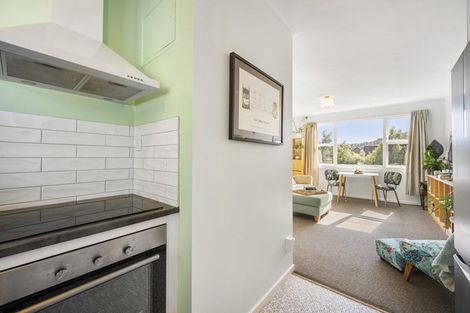 Photo of property in 18u3 Agra Crescent, Khandallah, Wellington, 6035