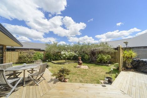 Photo of property in 17 Liberty Grove, Kelvin Grove, Palmerston North, 4414