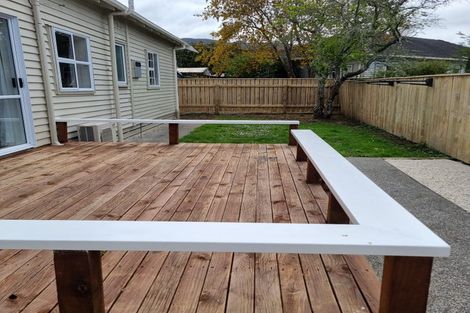 Photo of property in 25a Palmer Crescent, Silverstream, Upper Hutt, 5019