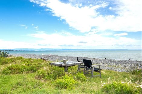 Photo of property in 245 Clifton Road, Te Awanga, 4102