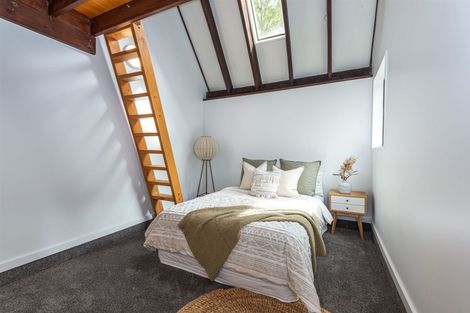 Photo of property in 198 Riverlaw Terrace, Saint Martins, Christchurch, 8022