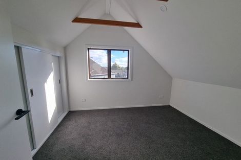 Photo of property in 12 Sunward Rise, Glenfield, Auckland, 0629