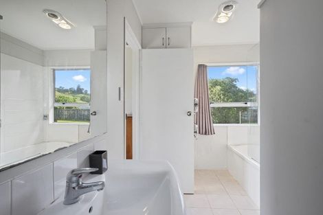 Photo of property in 13 Stack Road, Port Waikato, Tuakau, 2695