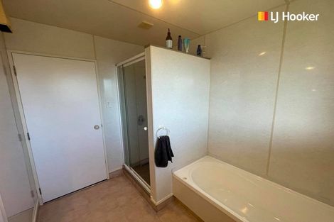 Photo of property in 104 Hagart-alexander Drive, Mosgiel, 9024