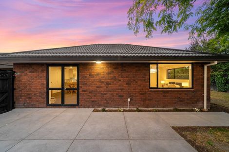Photo of property in 1/152b Beach Road, North New Brighton, Christchurch, 8083