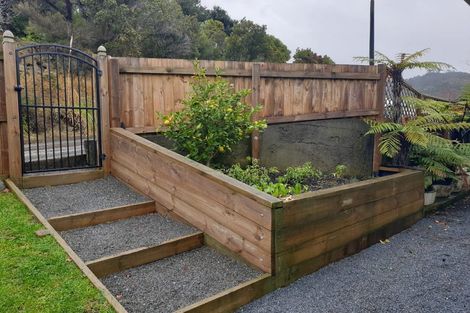 Photo of property in 7a Hobbit Lane, Pinehaven, Upper Hutt, 5371