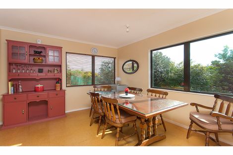 Photo of property in 3a Second Avenue, Glenbrook, Waiuku, 2681