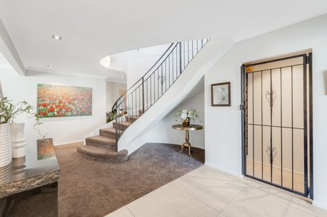 Photo of property in 53 Manor Park, Sunnyhills, Auckland, 2010