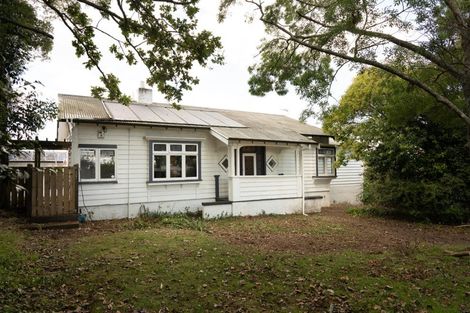 Photo of property in 44 Hillcrest Road, Hillcrest, Hamilton, 3216