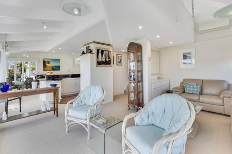 Photo of property in 10 Takutai Avenue, Bucklands Beach, Auckland, 2012