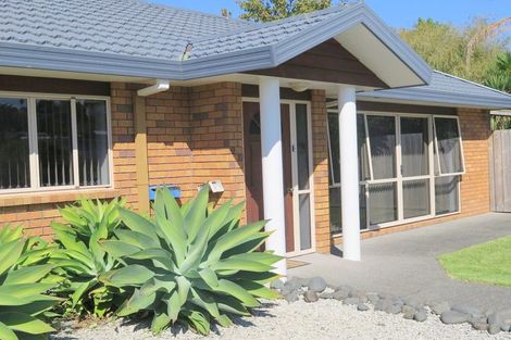 Photo of property in 24 Tait Street, Te Kamo, Whangarei, 0112