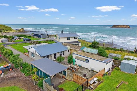 Photo of property in 8 Island Terrace, Motunau, Waipara, 7387