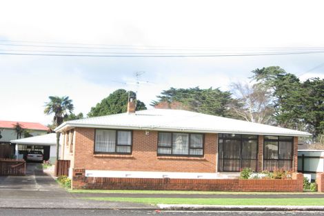 Photo of property in 4 Marr Road, Manurewa, Auckland, 2102