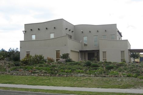 Photo of property in 51 Kent Avenue, Waitarere Beach, Levin, 5510