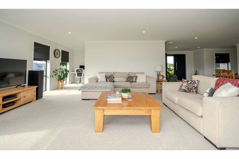Photo of property in 11 The Lakes Drive, Kerikeri, 0230